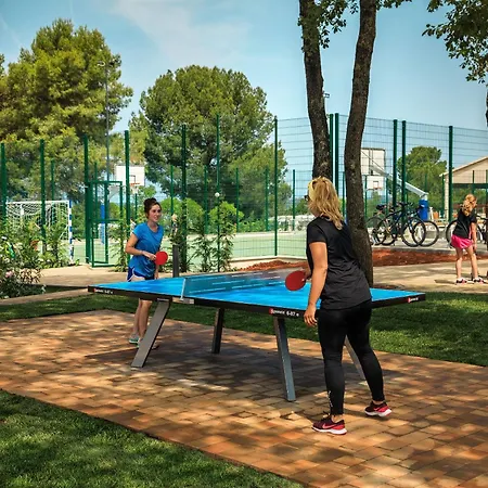 Happy Camp Mobile Homes In Valamar Lanterna *