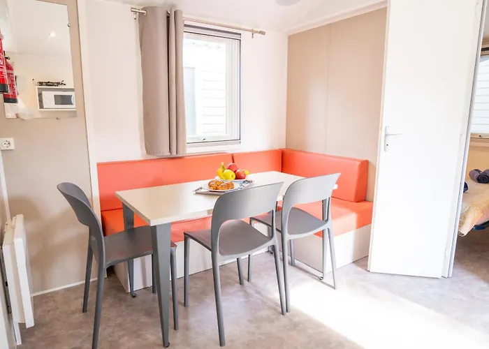 Camping Happy Camp Mobile Homes In Valamar Lanterna