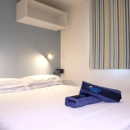 Happy Camp Mobile Homes In Valamar Lanterna * Porec