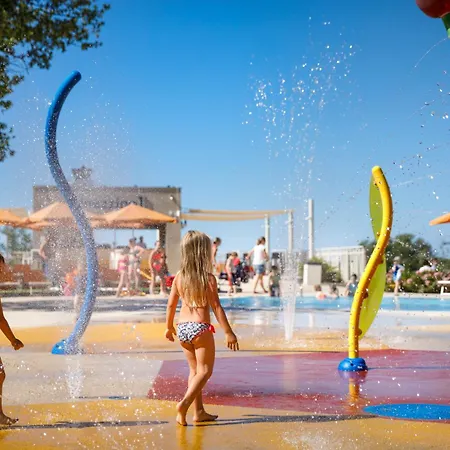 Happy Camp Mobile Homes In Valamar Lanterna *