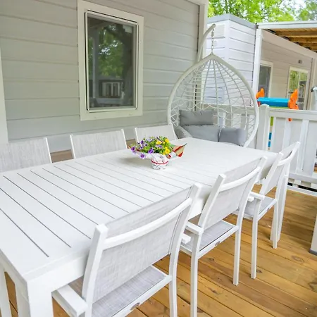 Happy Camp Mobile Homes In Valamar Lanterna *