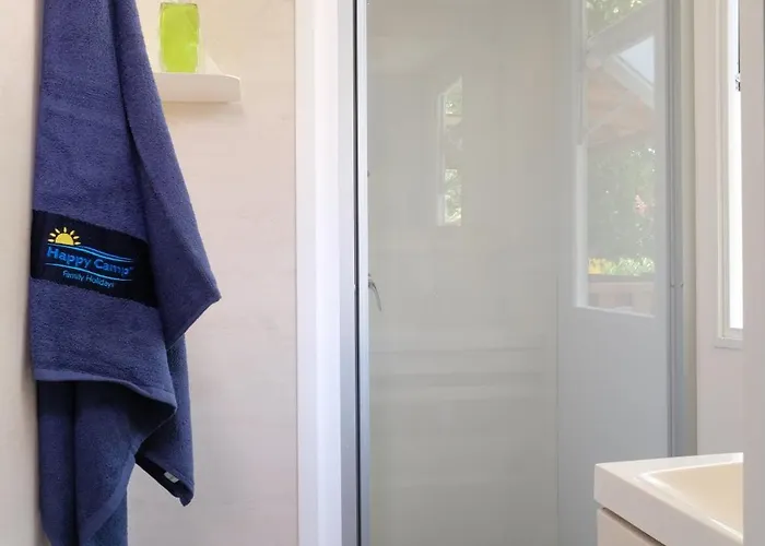 Кемпінг Happy Camp Mobile Homes In Valamar Lanterna