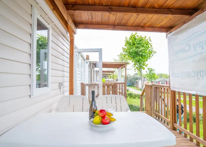 Happy Camp Mobile Homes In Valamar Lanterna *