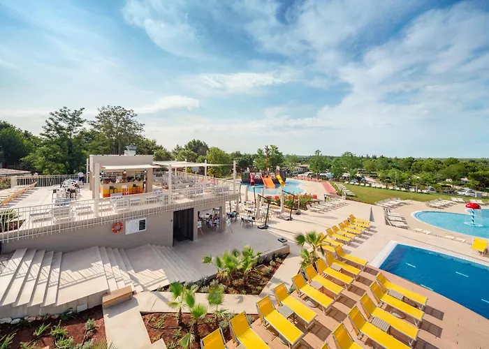 Happy Camp Mobile Homes In Valamar Lanterna Пореч